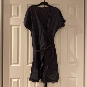 Linenfox wrap around dress in dark grey L-XL
